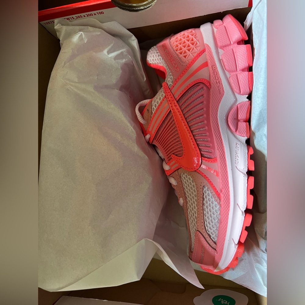 Nike zoom vomero 5